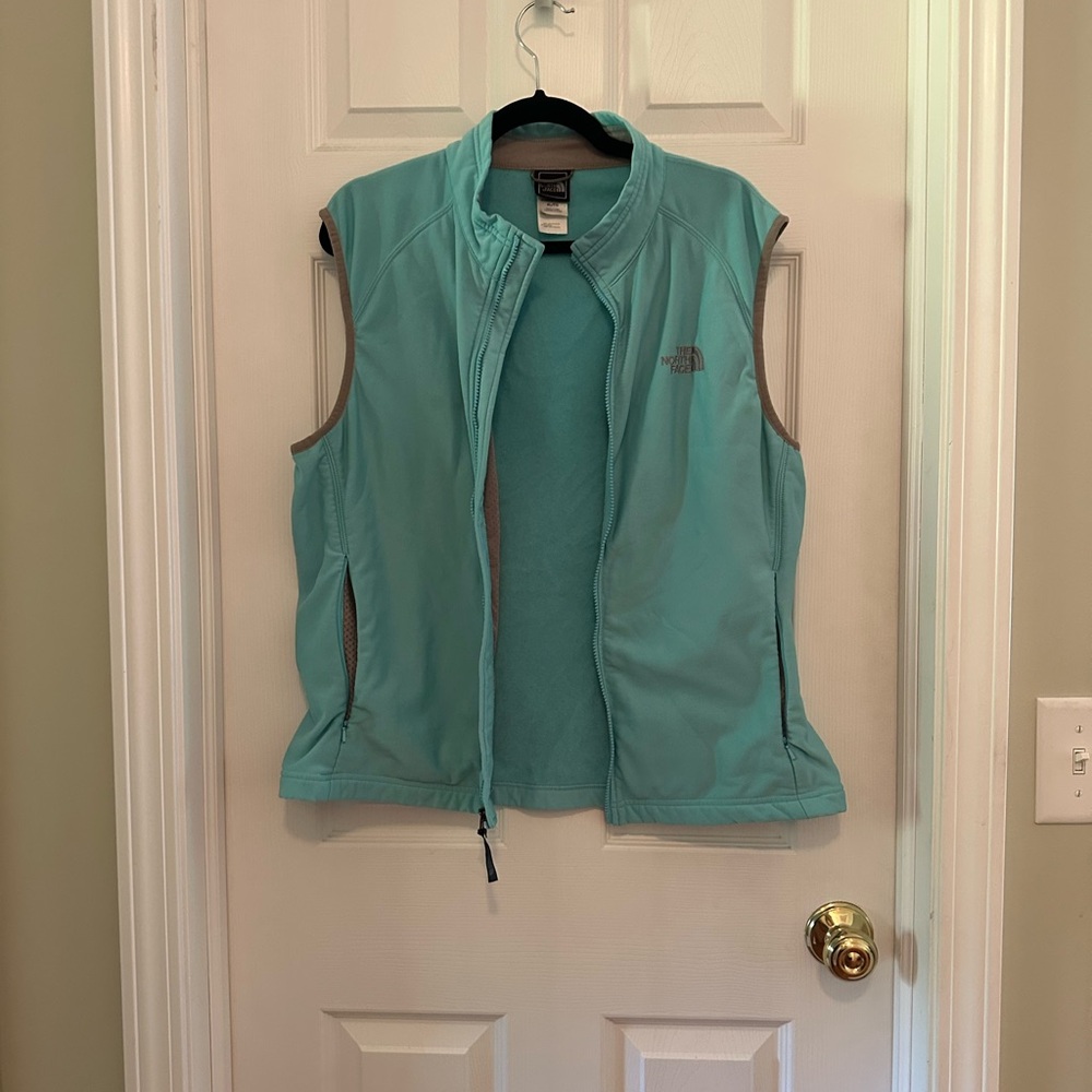 The North Face Blue Vest Sporty Layering Essential